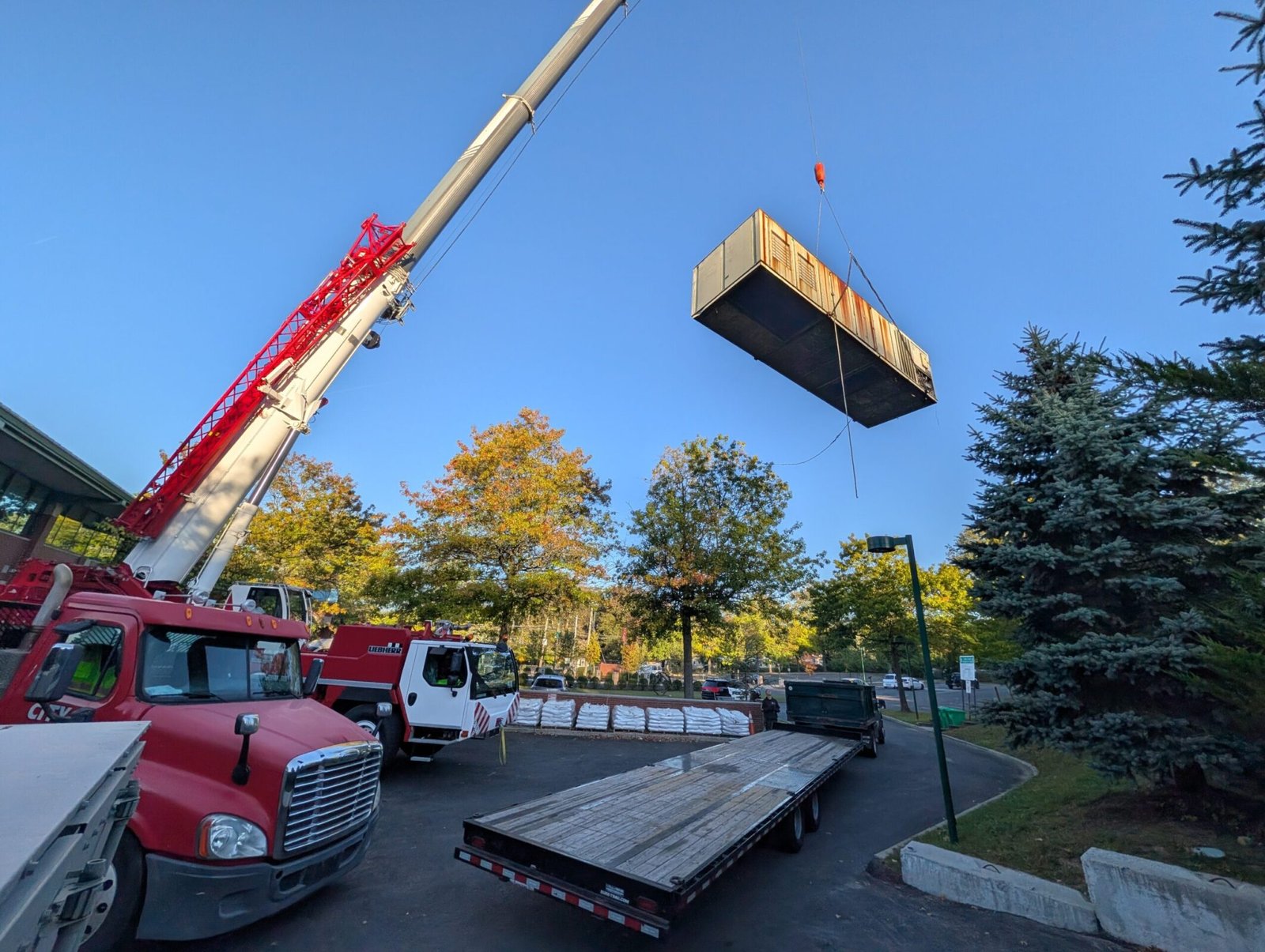 pxl 20251004 120422216